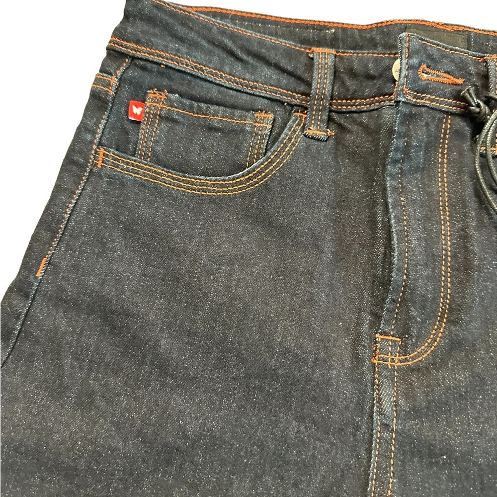 April Jeans Fit Leg Relaxed High Rise Short Jeans Size Medium - Picture 8 of 17